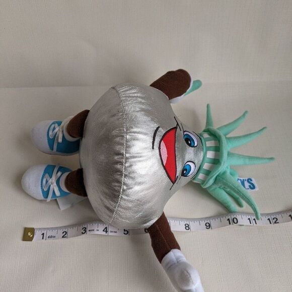 Hershey's Kisses Statue of Liberty Plush Toy NYC Times Square Souvenir Chocolate - Picture 6 of 7
